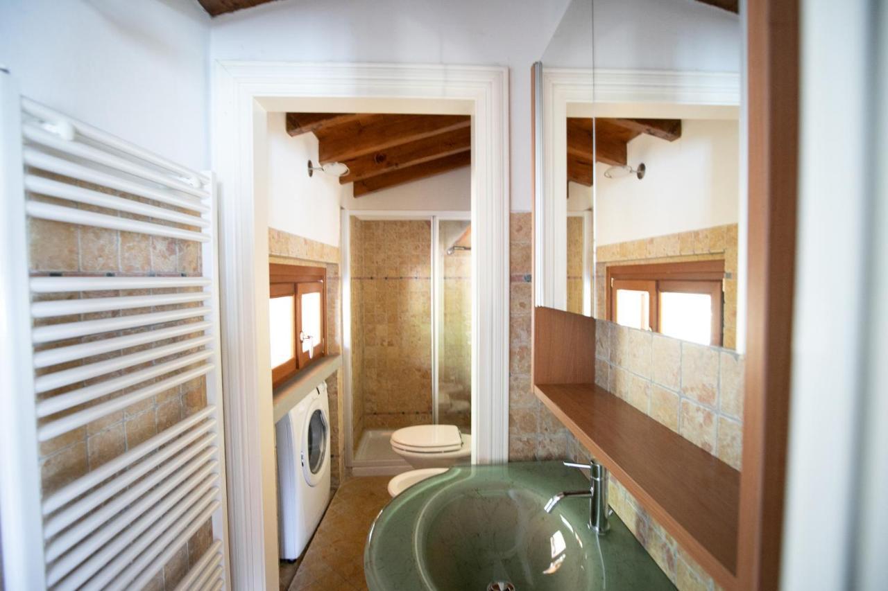 Iseolakerental - La Stallina - มอนเต อิโซลา ภายนอก รูปภาพ